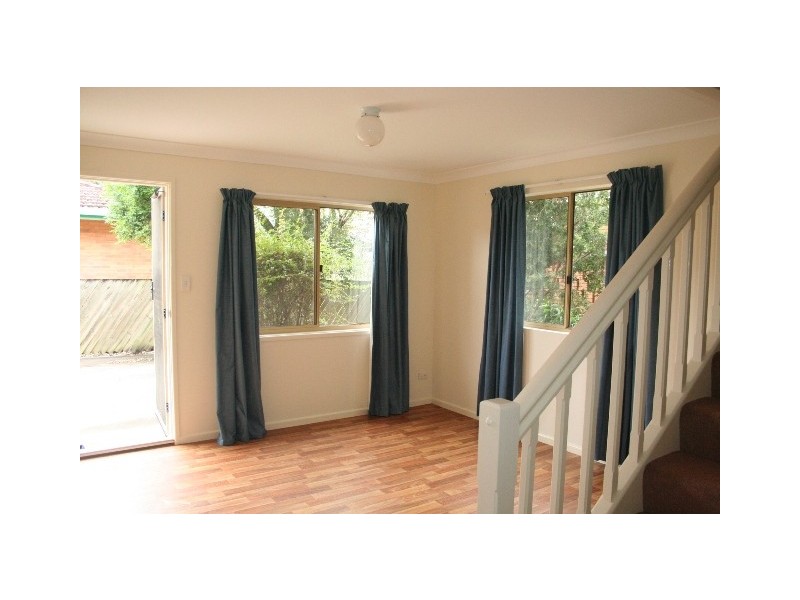 1/24 Hood Street, Sherwood QLD 4075