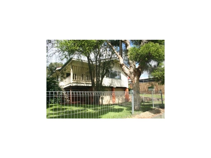 107 White Street, Graceville QLD 4075