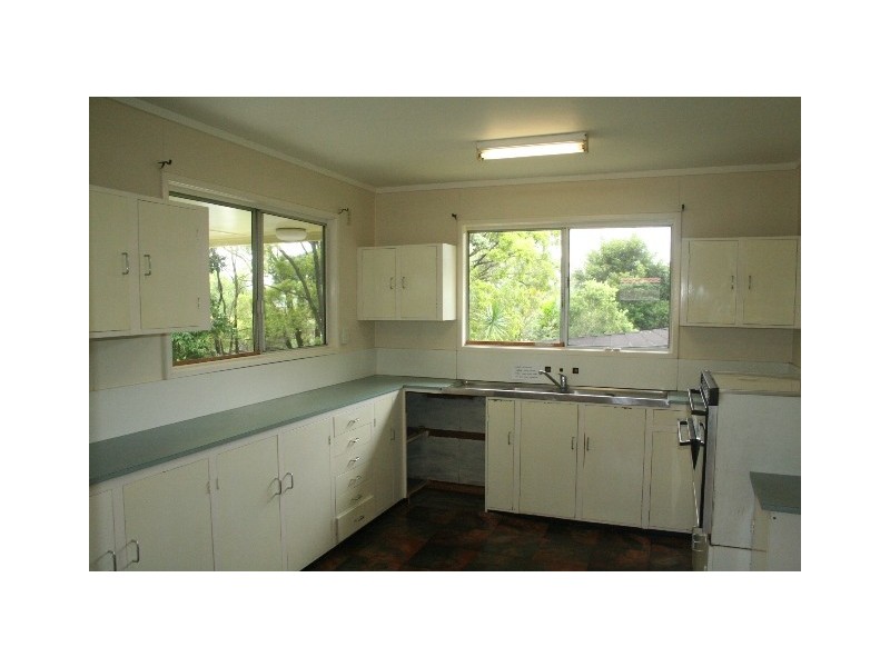 107 White Street, Graceville QLD 4075