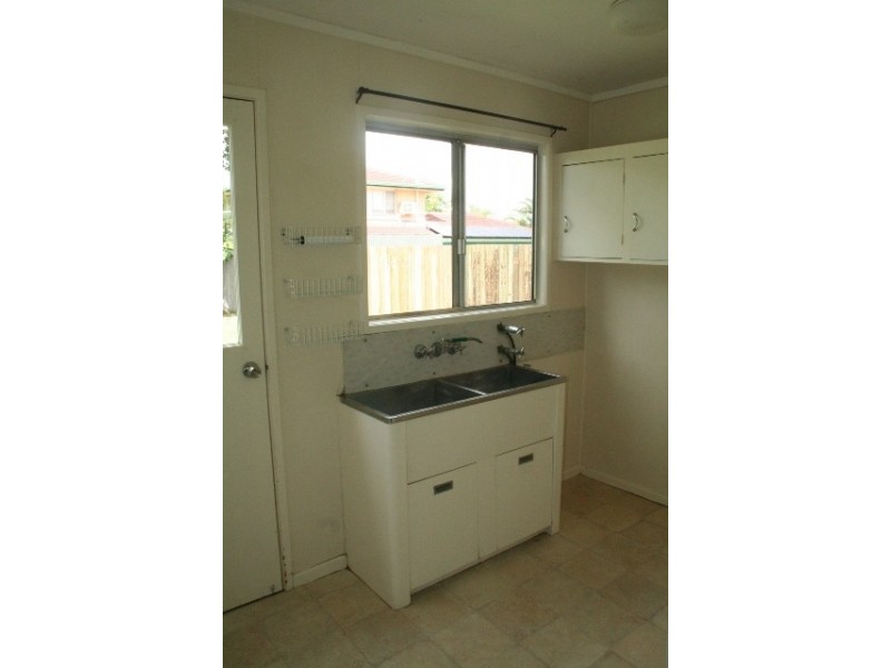 107 White Street, Graceville QLD 4075