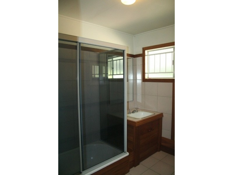 8 Eddystone Road, Corinda QLD 4075