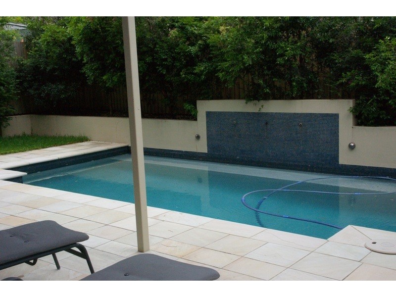 242 Verney Road East, Graceville QLD 4075