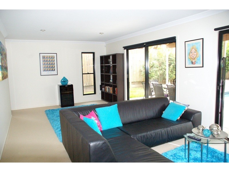 242 Verney Road East, Graceville QLD 4075