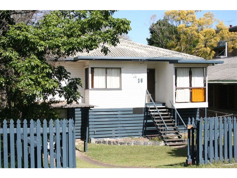 16 Bute Street, Sherwood QLD 4075