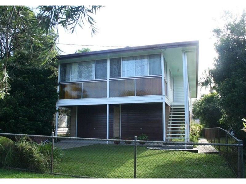 31 Lockwood Street, Sherwood QLD 4075
