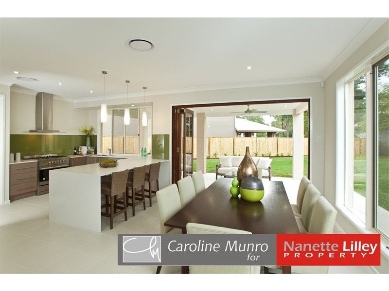 16 Lorikeet Close, Fig Tree Pocket QLD 4069