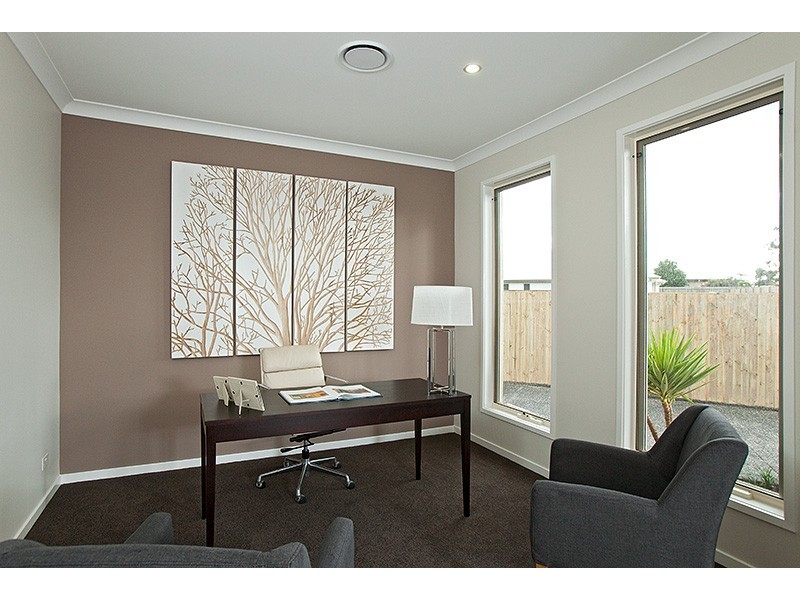 16 Lorikeet Close, Fig Tree Pocket QLD 4069