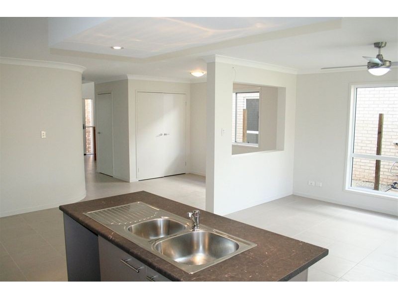 183 Strong Avenue, Graceville QLD 4075
