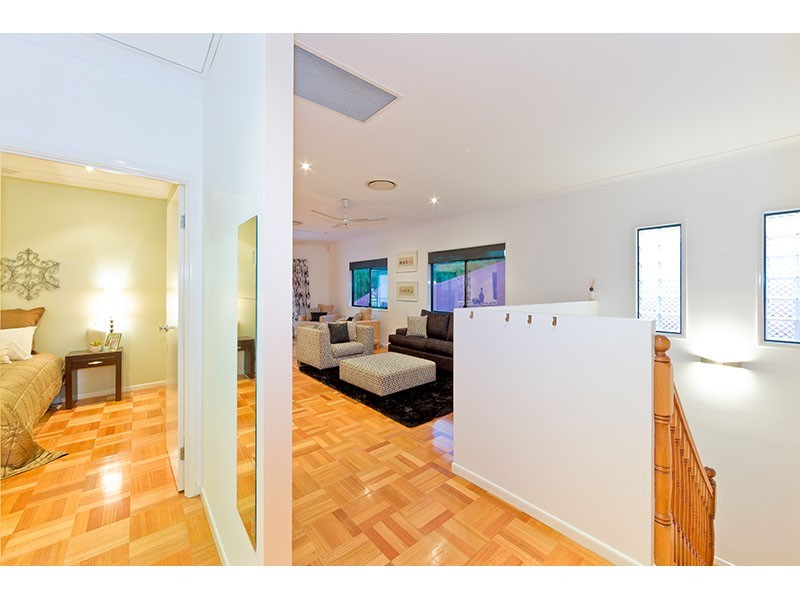 32 Chelmer Street East, Chelmer QLD 4068