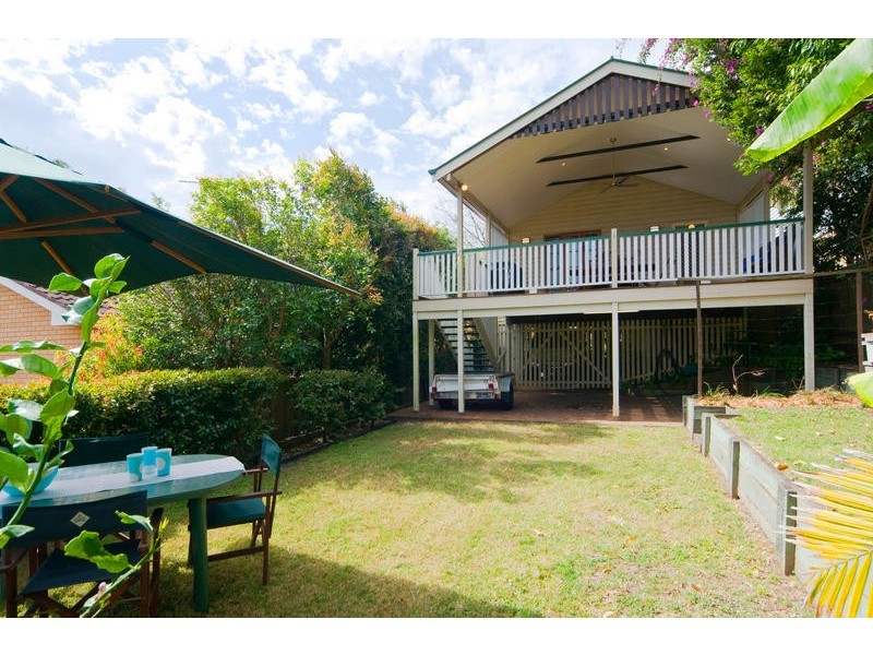 101 Dewar Terrace, Sherwood QLD 4075