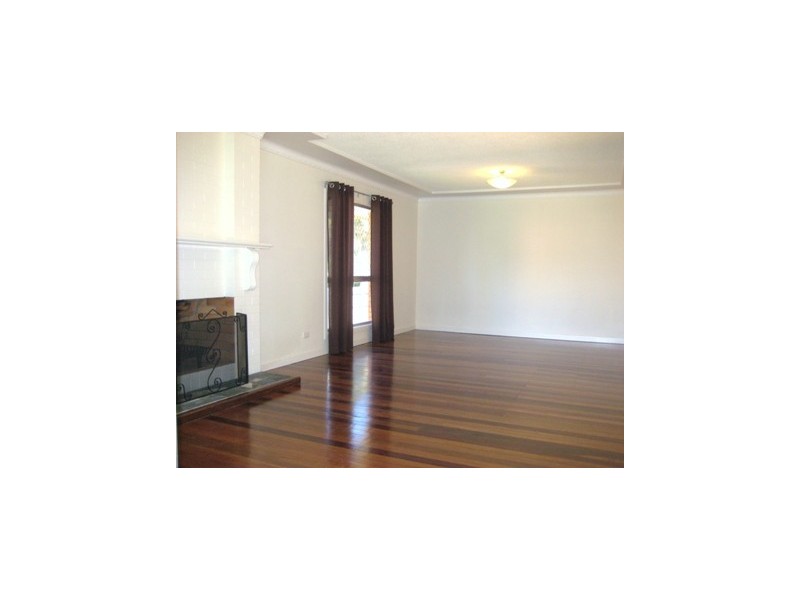 89 Nadine St, Graceville QLD 4075