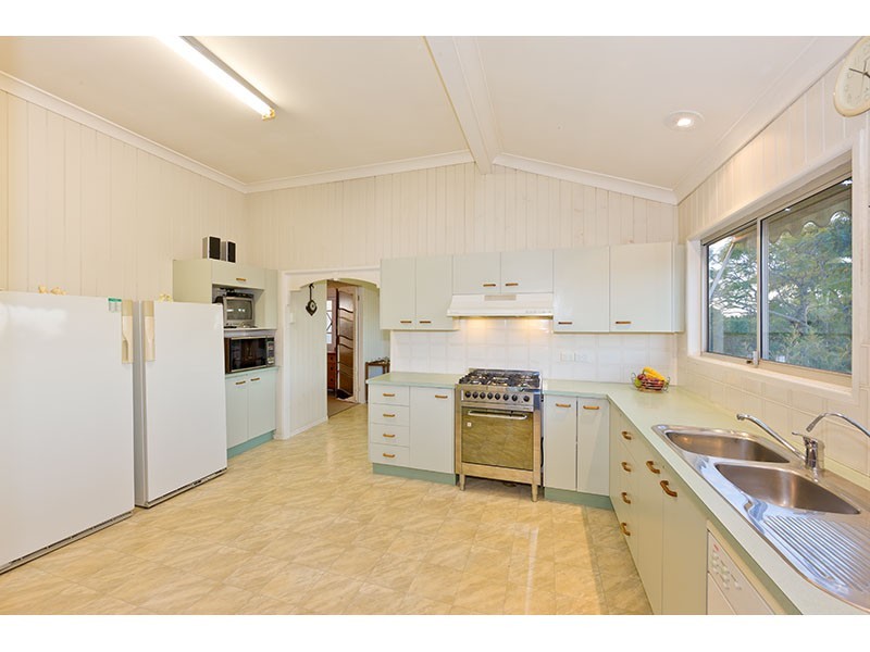 28 Grace Street, Corinda QLD 4075