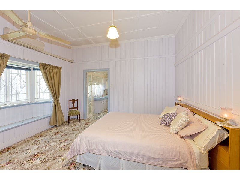 28 Grace Street, Corinda QLD 4075