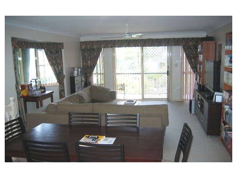 6/30 Rennie St, Indooroopilly QLD 4068