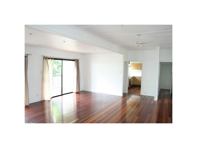 52 Magee Street, Graceville QLD 4075