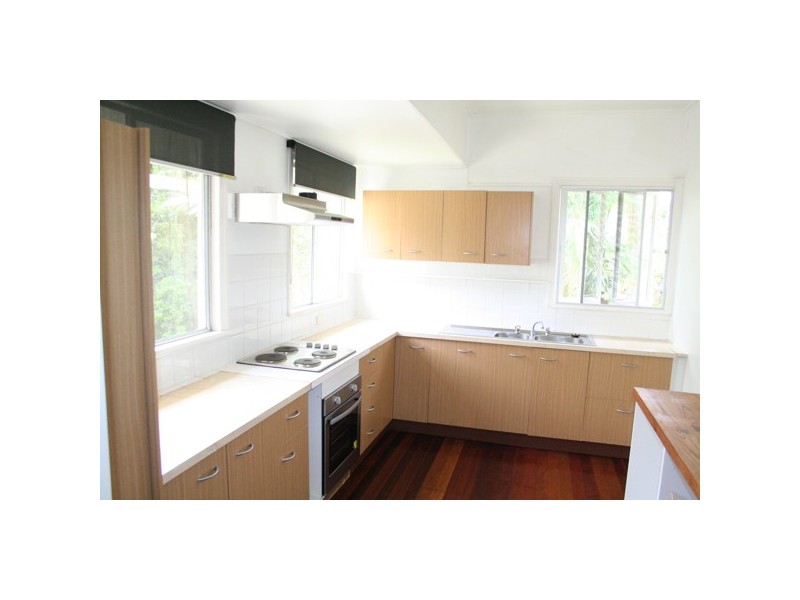 52 Magee Street, Graceville QLD 4075