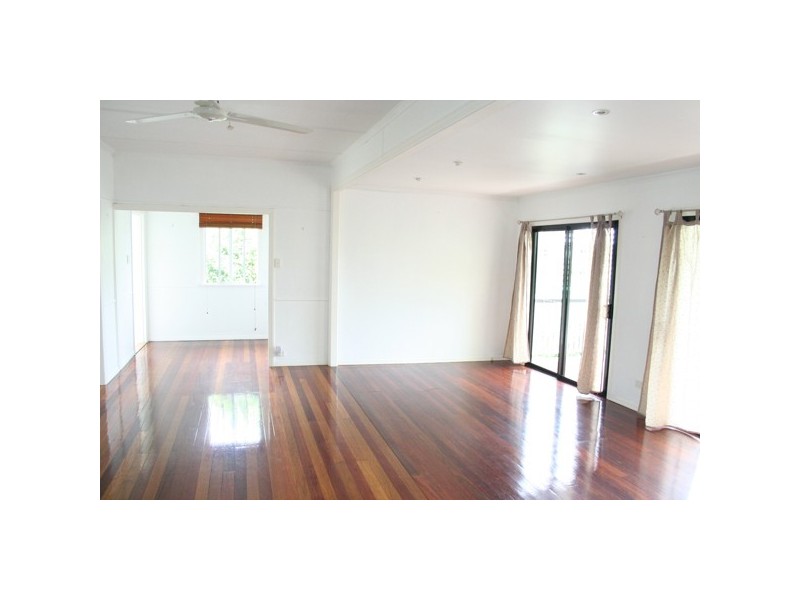 52 Magee Street, Graceville QLD 4075