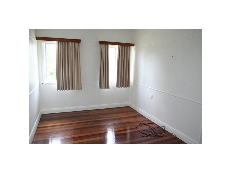 52 Magee Street, Graceville QLD 4075