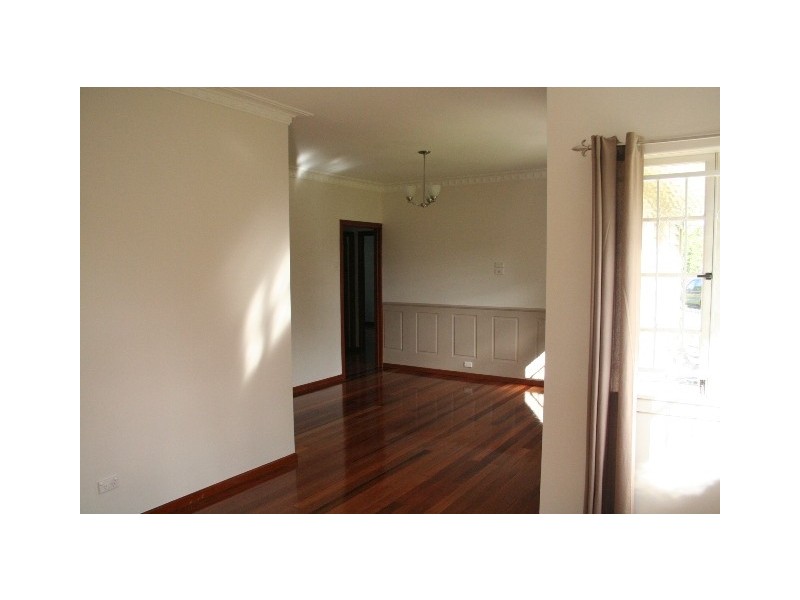 118 Appel St, Graceville QLD 4075