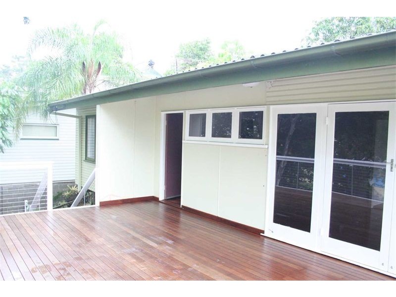 28 Alkina Street, Kenmore QLD 4069