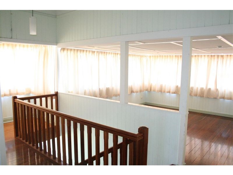 10 Elizabeth Street, Sherwood QLD 4075