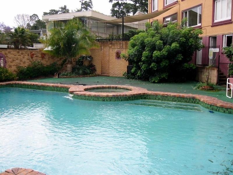 4/179 Witton Road, Indooroopilly QLD 4068