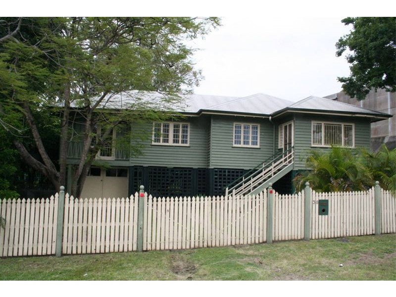 38 Quarry Road, Sherwood QLD 4075