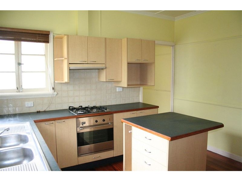 38 Quarry Road, Sherwood QLD 4075