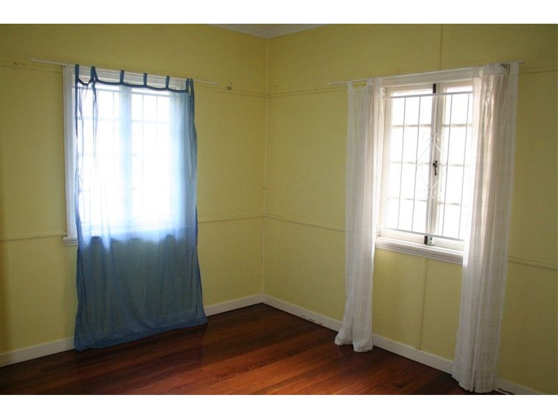 38 Quarry Road, Sherwood QLD 4075