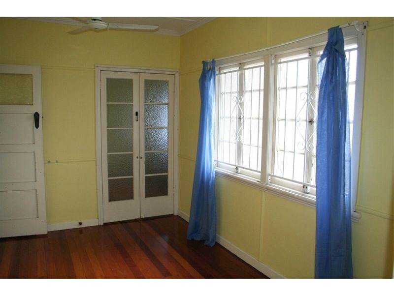 38 Quarry Road, Sherwood QLD 4075