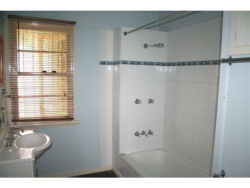 38 Quarry Road, Sherwood QLD 4075