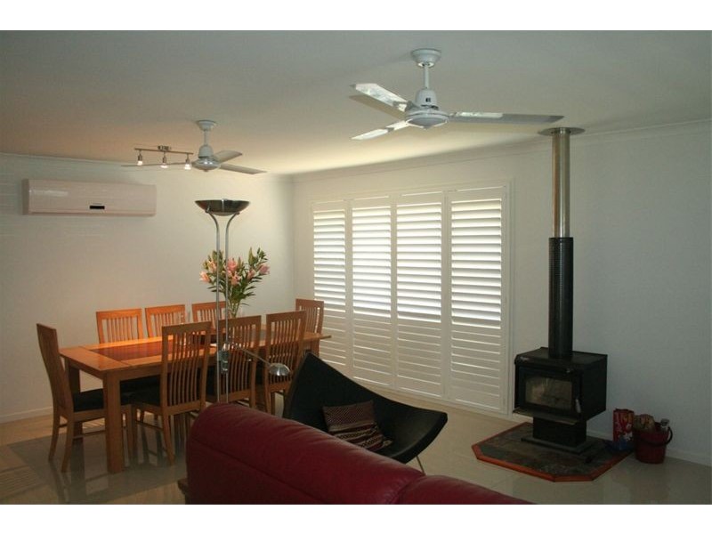 25 Cook Street, Oxley QLD 4075