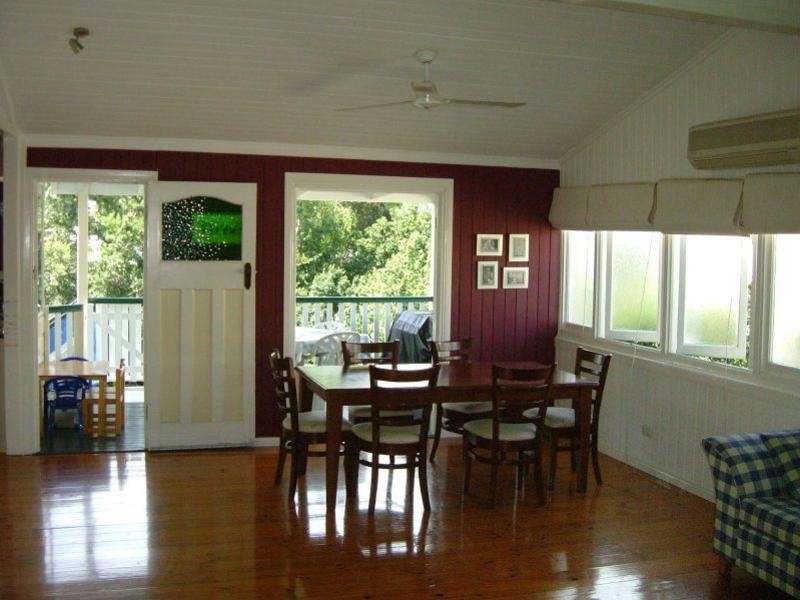 40 Plumer Street, Sherwood QLD 4075