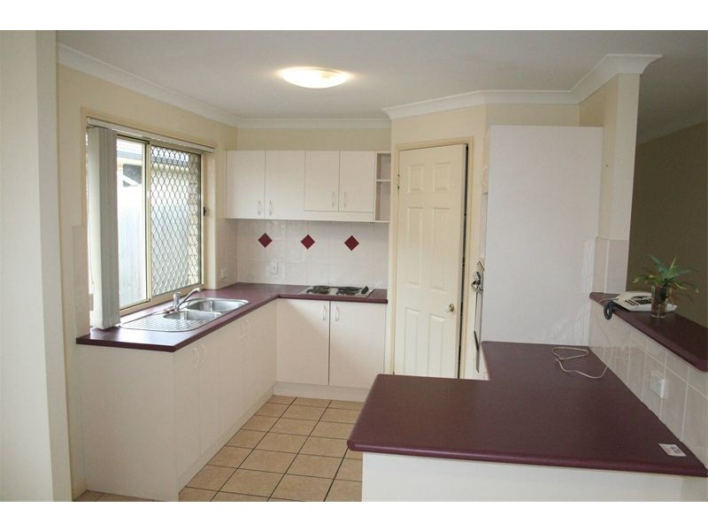 48 Gleneagles Crescent, Oxley QLD 4075