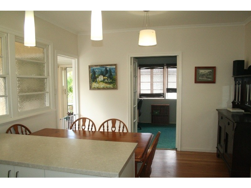24 Austral Avenue, Graceville QLD 4075