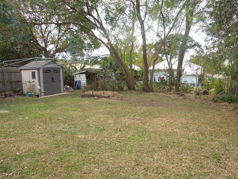 24 Austral Avenue, Graceville QLD 4075