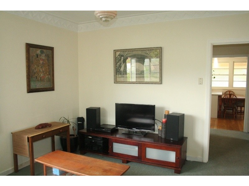 24 Austral Avenue, Graceville QLD 4075