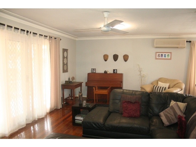 23 Glenrich Street, Corinda QLD 4075