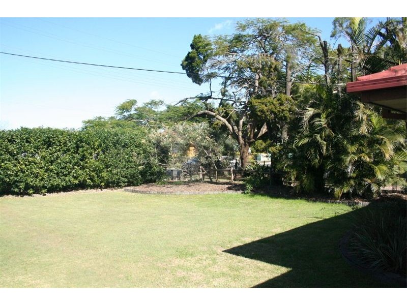 25 Cook Street, Oxley QLD 4075