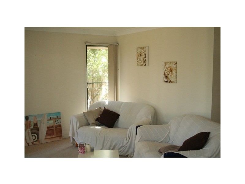 8/82 Russell Tce, Indooroopilly QLD 4068