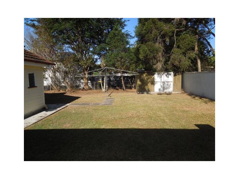9 Borden Street, Sherwood QLD 4075