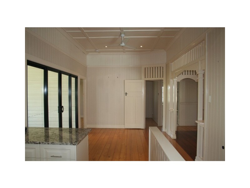 35 Sandon Street, Graceville QLD 4075