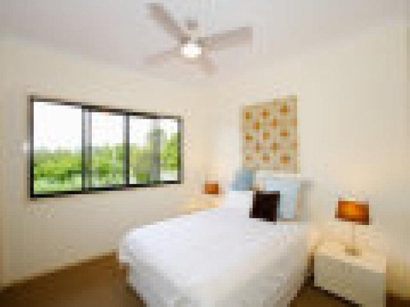 2/158 Graceville Avenue, Graceville QLD 4075