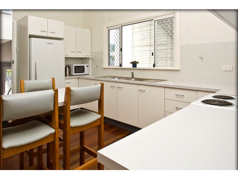 41 Elizabeth St, Sherwood QLD 4075