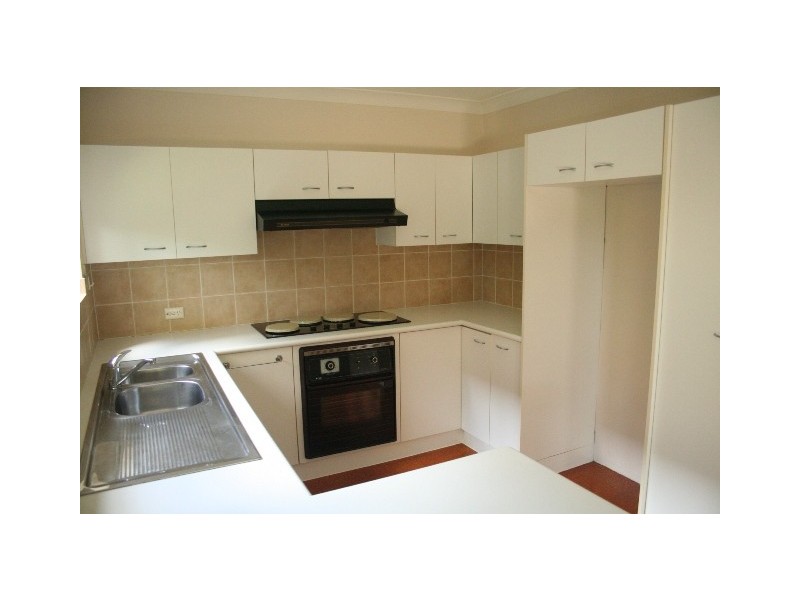 2/9 Brasted St, Taringa QLD 4068