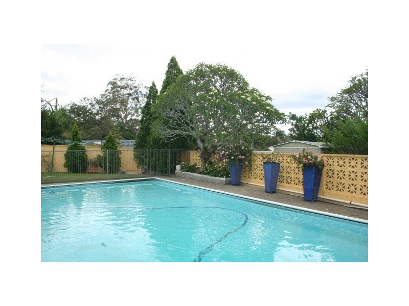 5 Oakington Street, Fig Tree Pocket QLD 4069