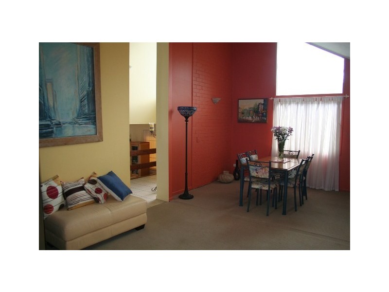 5 Oakington Street, Fig Tree Pocket QLD 4069