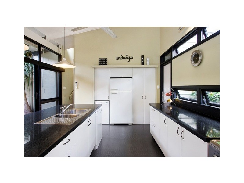 28 Sutton Street, Chelmer QLD 4068