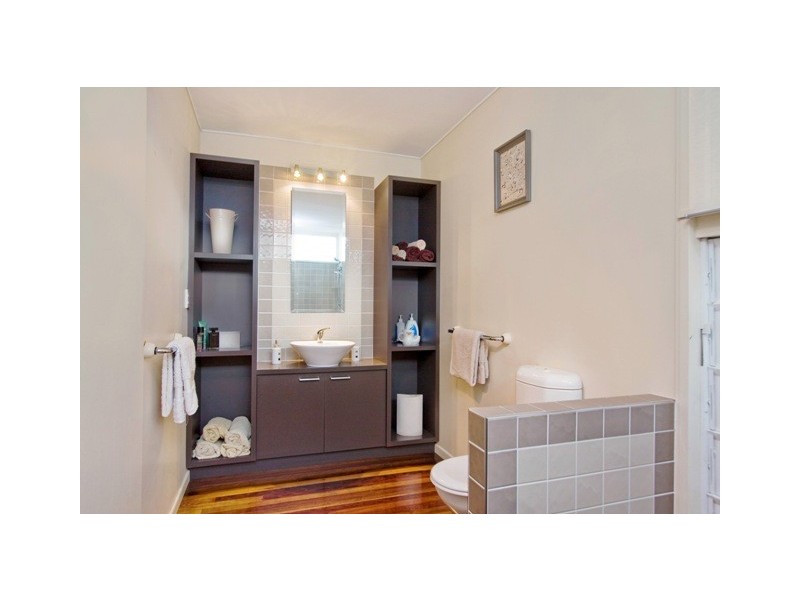 28 Sutton Street, Chelmer QLD 4068