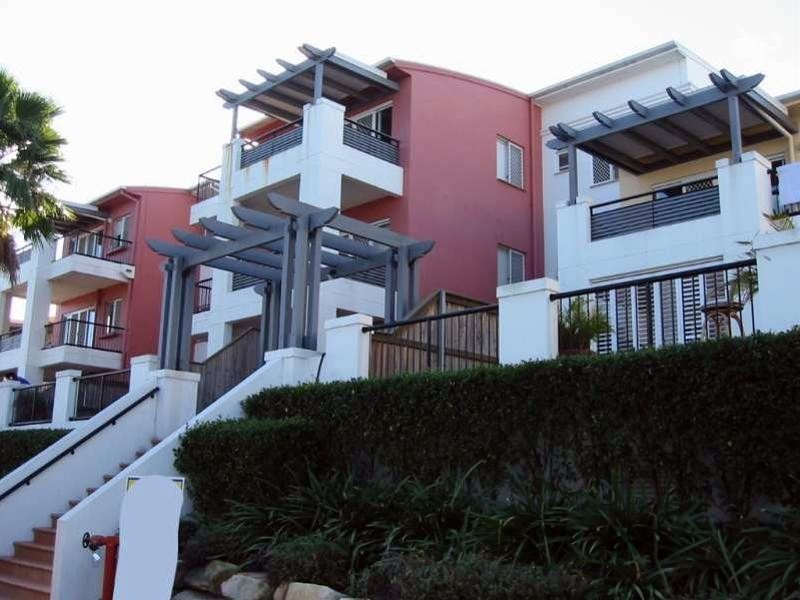 28/32 Lissner Street, Toowong QLD 4066